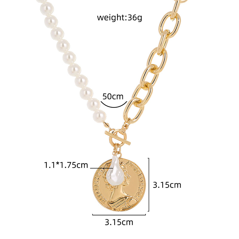 Stylish metal figurine pendant with chain of collarbone modeled on Pearl Necklace stitched by Balok